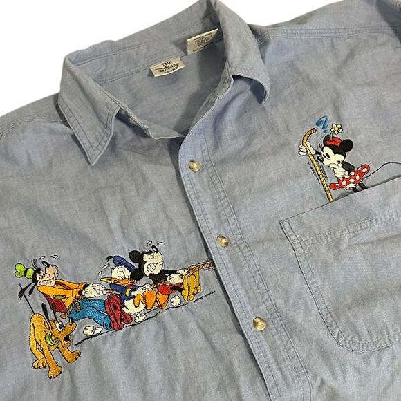 Vintage The‎ Disney Store Light Blue Mickey Minnie Tug-a-War Button Shirt L - Picture 1 of 6